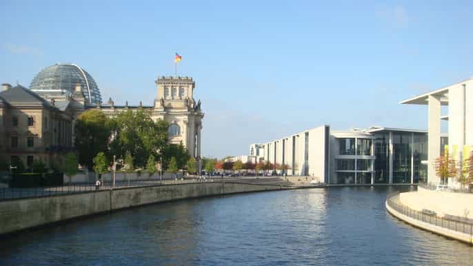 berlin water river cruise and walking tour