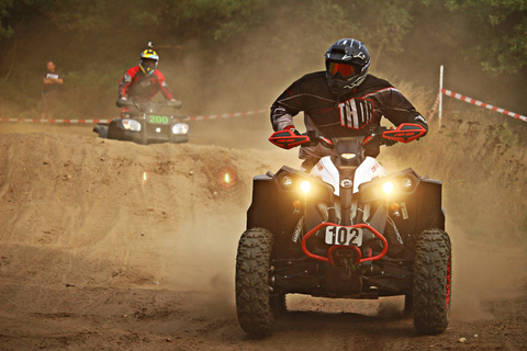 Cracovie : Excursion extrême en quad tout-terrain avec déjeuner barbecueCircuit extrême en quad hors route - Débutant