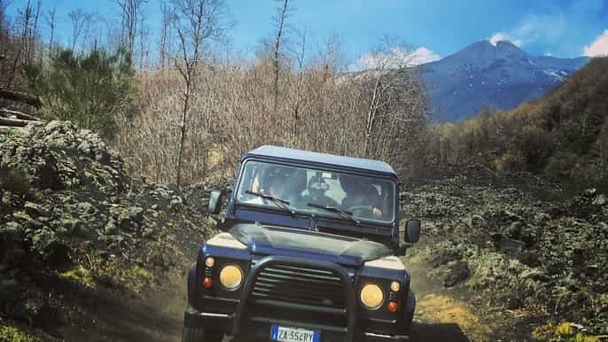 etna tour di mezza giornata in 4x4