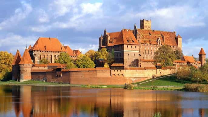 gdansk malbork castle westerplatte tour with local lunch
