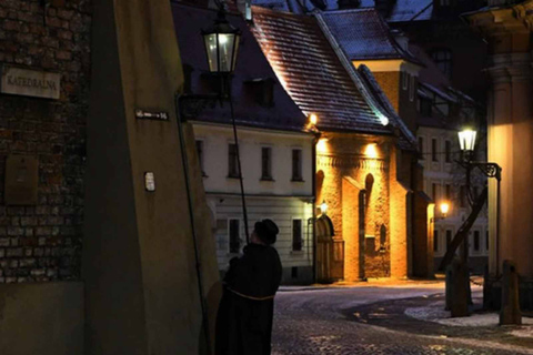 Wroclaw: excursão a pé noturna misteriosa de 2 horasWroclaw: passeio noturno a pé misterioso de 2 horas