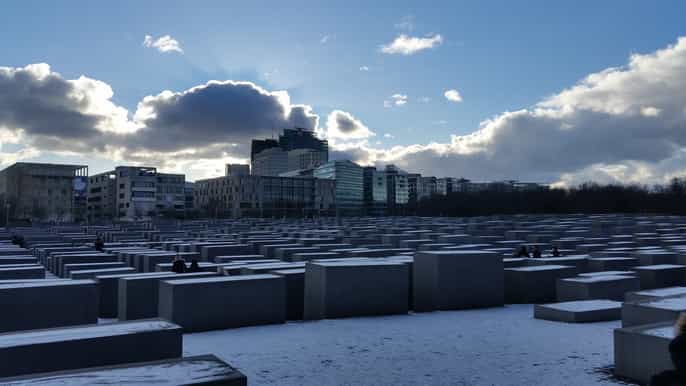 berlin highlights cycling tour