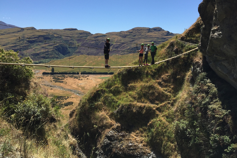 Wanaka: Escalada de 2 horas por cable a una cascada para principiantes