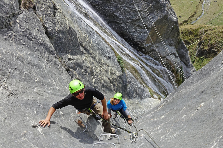 Wanaka: 4-Hour Intermediate Waterfall Cable Climb