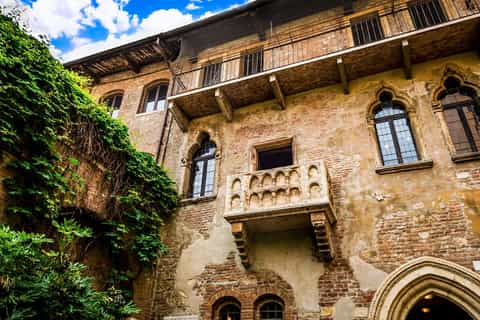 Verona: Small-Group Walking Tour