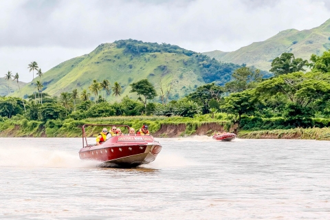 Sigatoka: Rejs łodzią motorową i wycieczka po wiosce FidżiWycieczka z odbiorem z Coral Coast