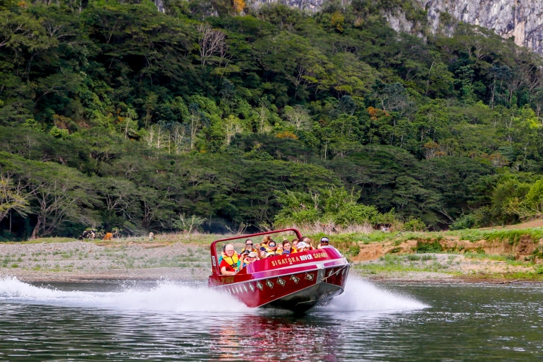 Sigatoka: Rejs łodzią motorową i wycieczka po wiosce FidżiWycieczka z odbiorem z Coral Coast