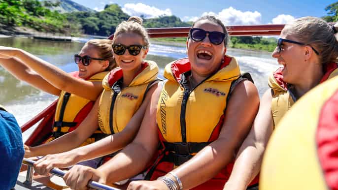 sigatoka jetboat river cruise and fijian village tour