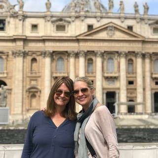 Vatican Small Group Morning Tour with Secret Room Access