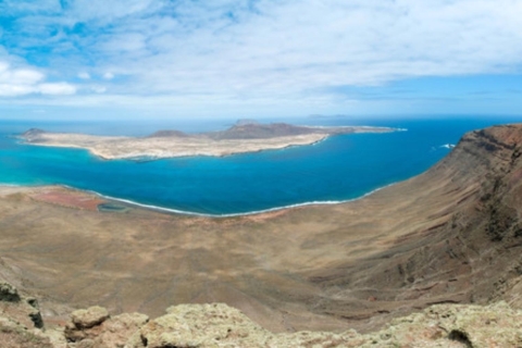 Lanzarote: Ganztägige Bustour mit PanoramablickAb Costa Teguise, Puerto del Carmen, Arrecife auf Englisch