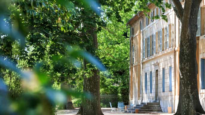 aixenprovence full day wine tour in luberon with tasting