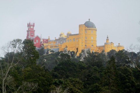 Lisbon: Full-Day Sintra and Cascais Tour Tour in English
