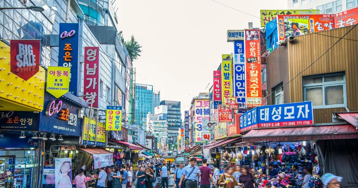 Namdaemun Market: the Largest Traditional Market Food Tour | GetYourGuide