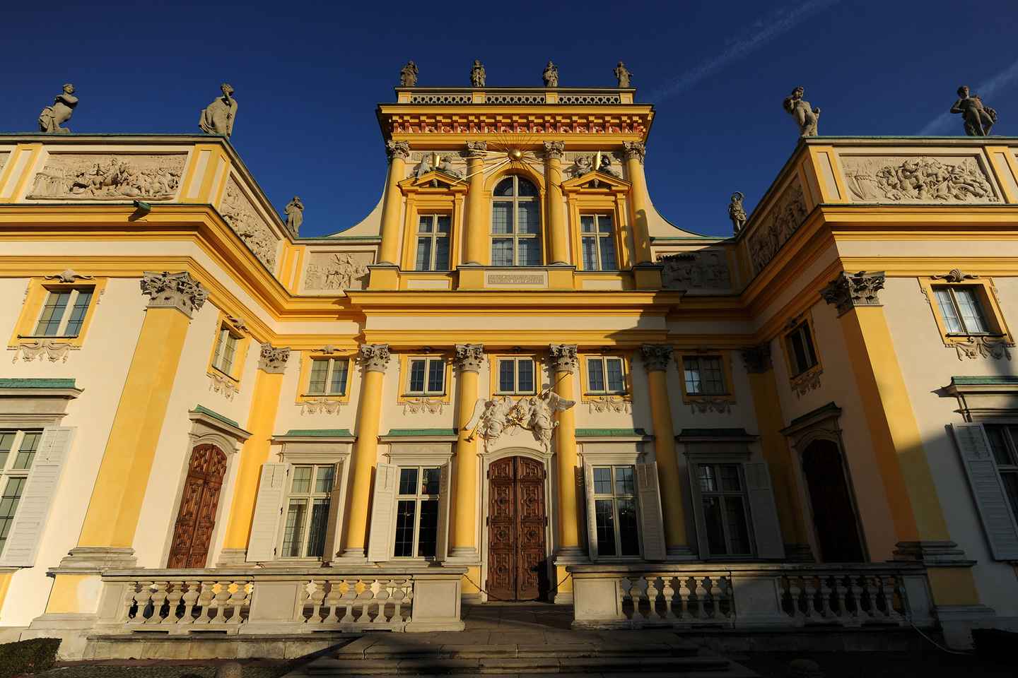 Wilanów-höllin í Varsjá: 3 klst. smáhópferð með akstri, aðgangi og hljóðleiðsögn