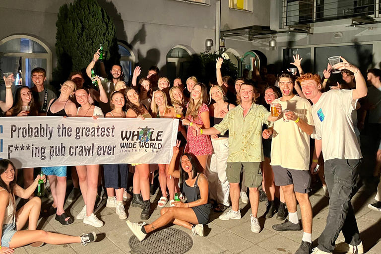 Zagreb: Pub Crawl, 1-Hour of Unlimited Drinks, &amp; Club Entry