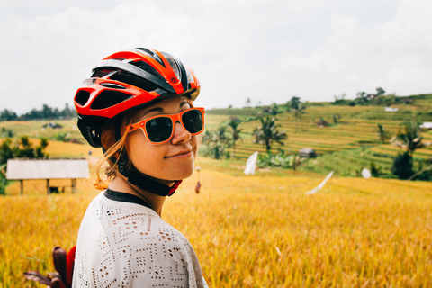 Bali - Jatiluwih Jatiluwih dagsutflykt med elcykel och vandringBali: Jatiluwih heldagsutflykt med E-bike och vandring