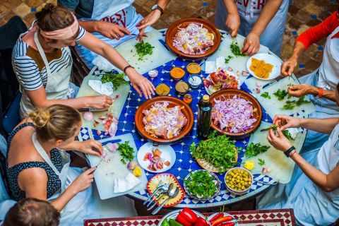 Fez: Private Moroccan Cooking Class with Local Master Chef