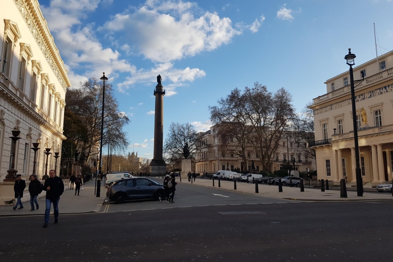 Londres: visite privée d'une voiture classique britannique
