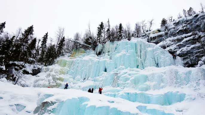 laponie visite des chutes deau gelées de korouoma