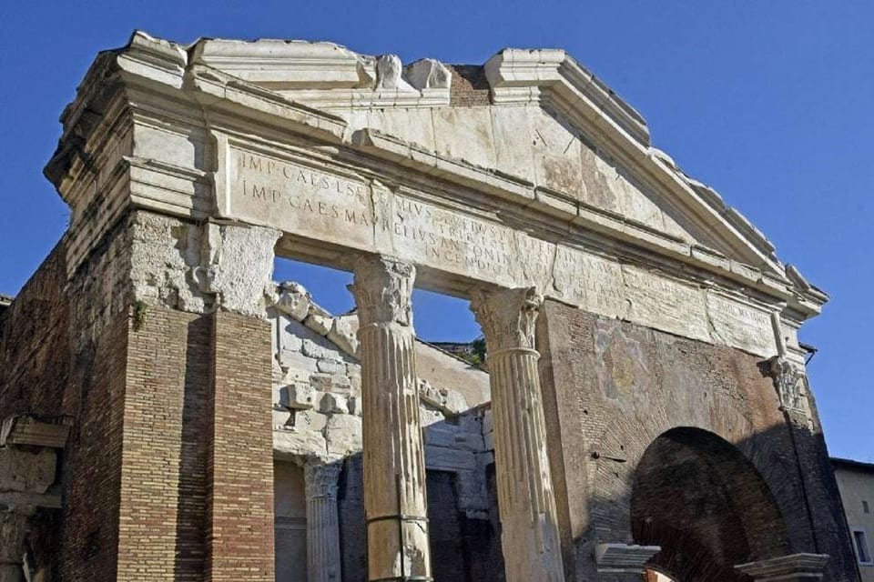 ローマ、地下の秘密を発見するためのツアー、小グループ - Housity