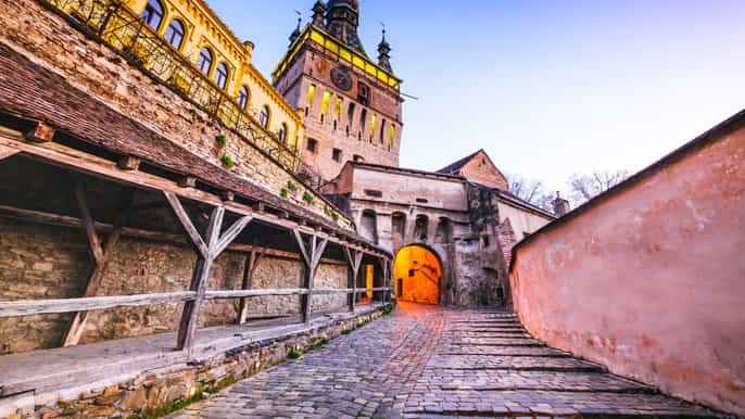 sighisoara city walking tour and dracula house visit