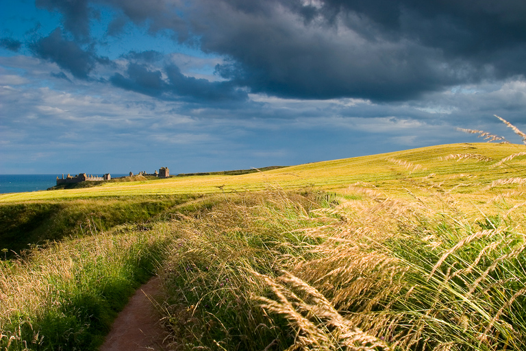 Ab Edinburgh: Tagestour zu den Burgen Glamis und Dunnottar