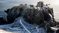 De Edinburgh, Glamis et Dunnottar Castles Tour en italien - Hizvo