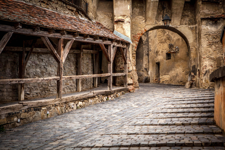 Sighisoara: Candlelight Tour of Dracula's Home Town