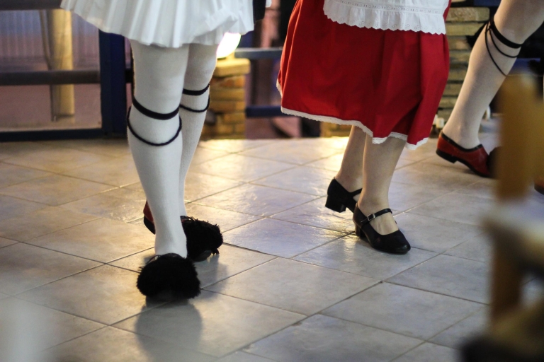 Danse grecque à Plaka avec repas à 3 plats et vinOption standard