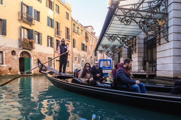 Venedig: Dogenpalast, Markusdom & Gondelfahrt - Kombi-TourTour auf Spanisch