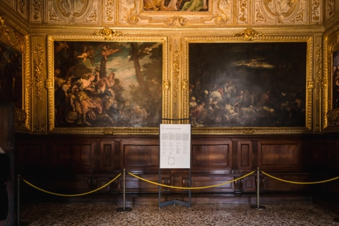 Zwiedzanie Pałacu Dożów i przejażdżka gondoląPoranna wycieczka: zwiedzanie pałacu i gondoli w języku francuskim