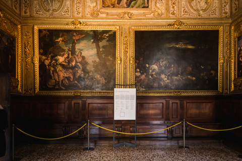 Venezia: tour del Palazzo Ducale e giro in gondolaTour in inglese