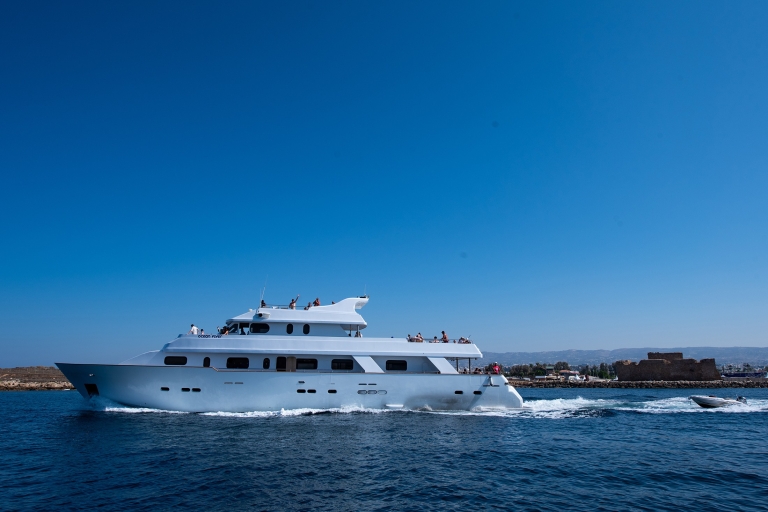 Paphos: Ocean Flyer - Elite Cruise (Adults Only) Paphos: 6-Hour Elite Adults-Only Cruise with Catering