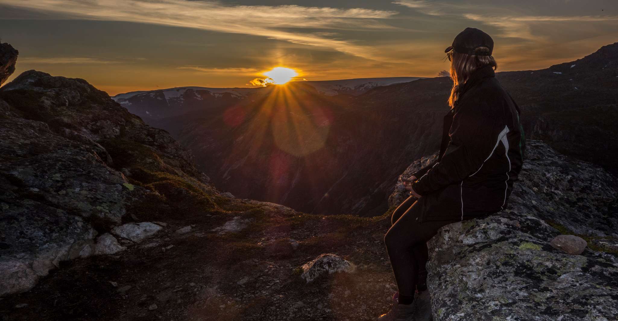 Одда, Trolltunga Sunset За ночь прогулки - Hizvo