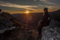 Odda, Trolltunga Randonnée nocturne au coucher du soleil - Hizvo
