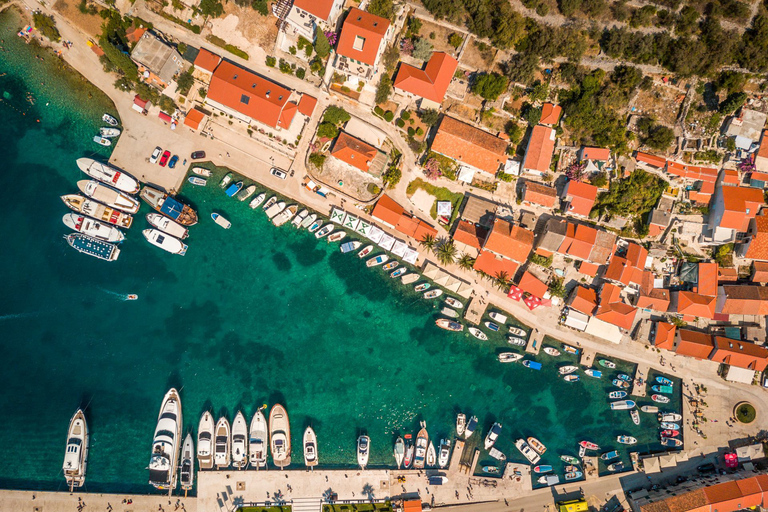 Split: privé boottocht van een hele dag naar Blue Lagoon en Trogir