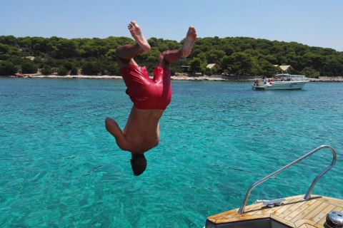 Split: viaje en barco privado de día completo a Blue Lagoon y Trogir