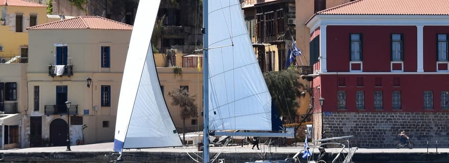 La Canée : Croisière privée avec plongée en apnée, déjeuner et boissons