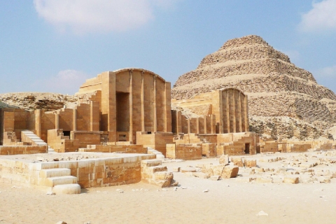 El Cairo: excursión de un día a las pirámides de Giza, Memphis y SakkaraTour con guía compartida y traslados