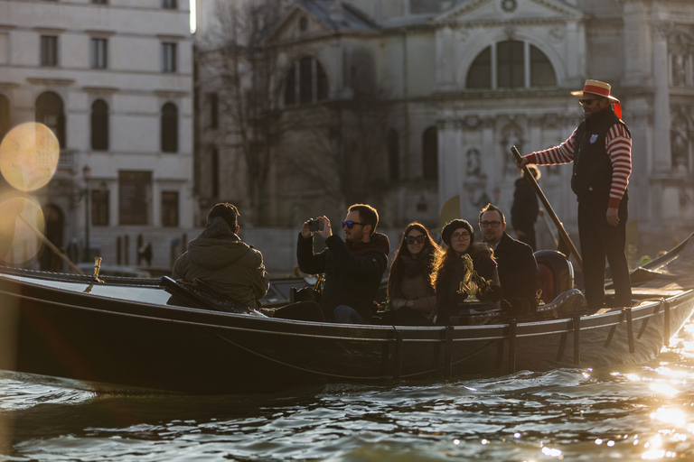 Wenecja: prywatna kolej gondolowa Grand Canal i Serenade10:00 Stawka dzienna