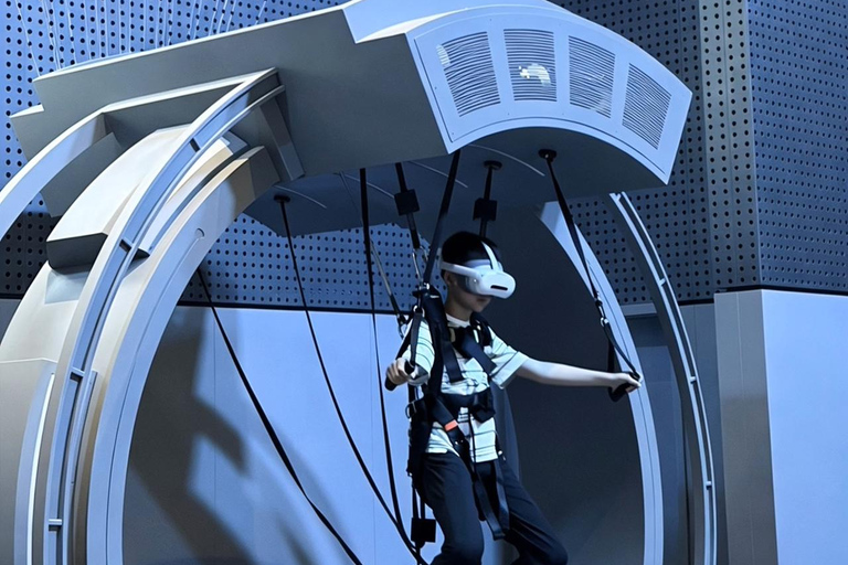 Shanghai Futuristic Tour: Robotaxis, Humanoid Robots & Drone AI, Robotaxi, Drone