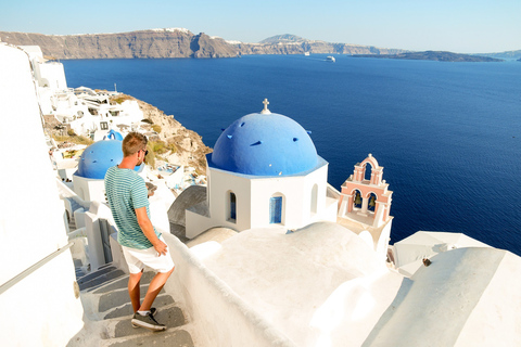 Tour pueblos tradicionales de Santorini y atardecer en OiaVisita a los pueblos tradicionales de Santorini y al atardecer en Oia en alemán