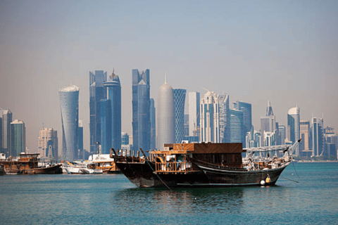 Doha: Sunset Dhow cruise inclusief ophaal- en terugbrengservice