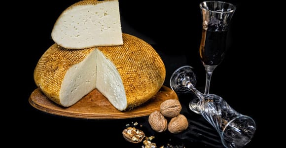 Near Trapani: Dairy Factory Tour & Demo with Cheese Tasting