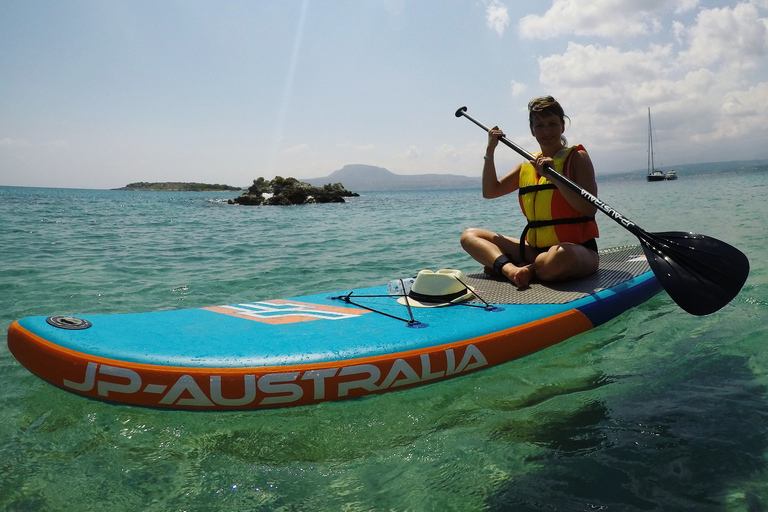 Chania: Stand-Up Paddleboard & Snorkeling en grupo pequeño