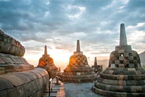 Ab Yogyakarta: 4-Tagestour zum Borobudur, Bromo und IjenRücktransfer nach Banyuwangi