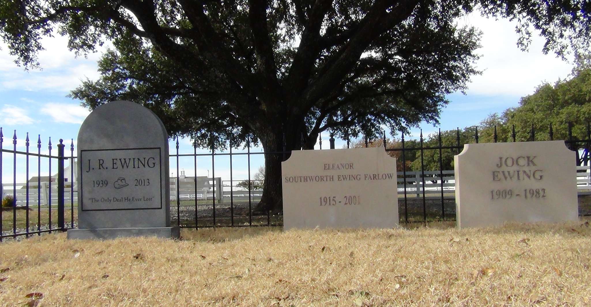 Dallas: Southfork Ranch, Dallas Highlights, and JFK Tour photo 11