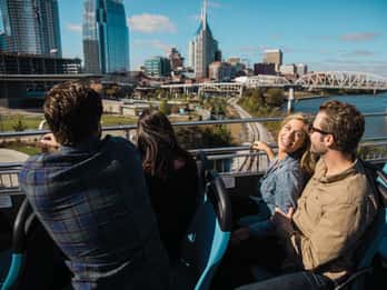 Nashville: Stadtrundfahrt im Doppeldeckerbus Nashville: Stadtrundfahrt im Doppeldeckerbus