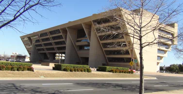 Dallas: VIP Guided Cowboys Stadium Tour and City Sightseeing photo 17