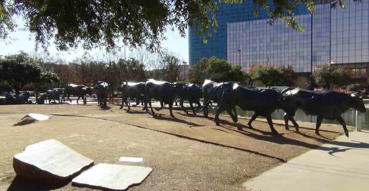 Dallas: VIP Guided Cowboys Stadium Tour and City Sightseeing photo 19
